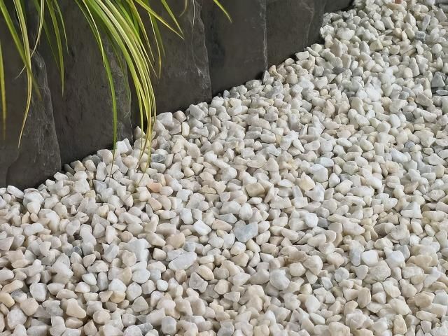 images/aggregate-stones/slider/aggragates-stones (9)-kireth-ai.jpeg